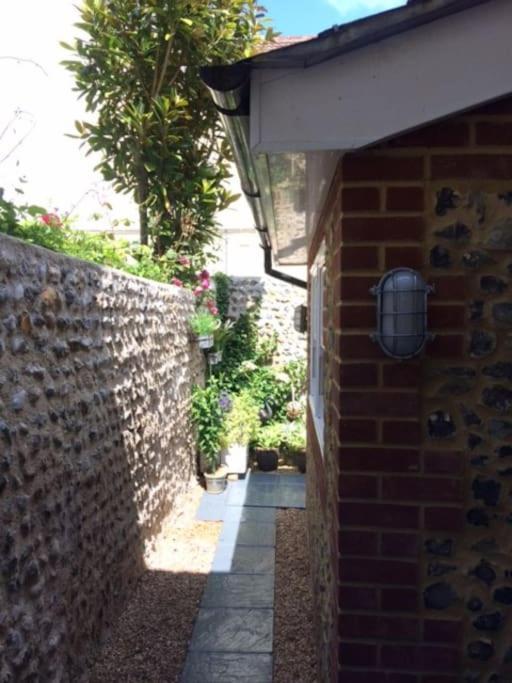 River Road, Littlehampton, Executive Apartment Exterior foto